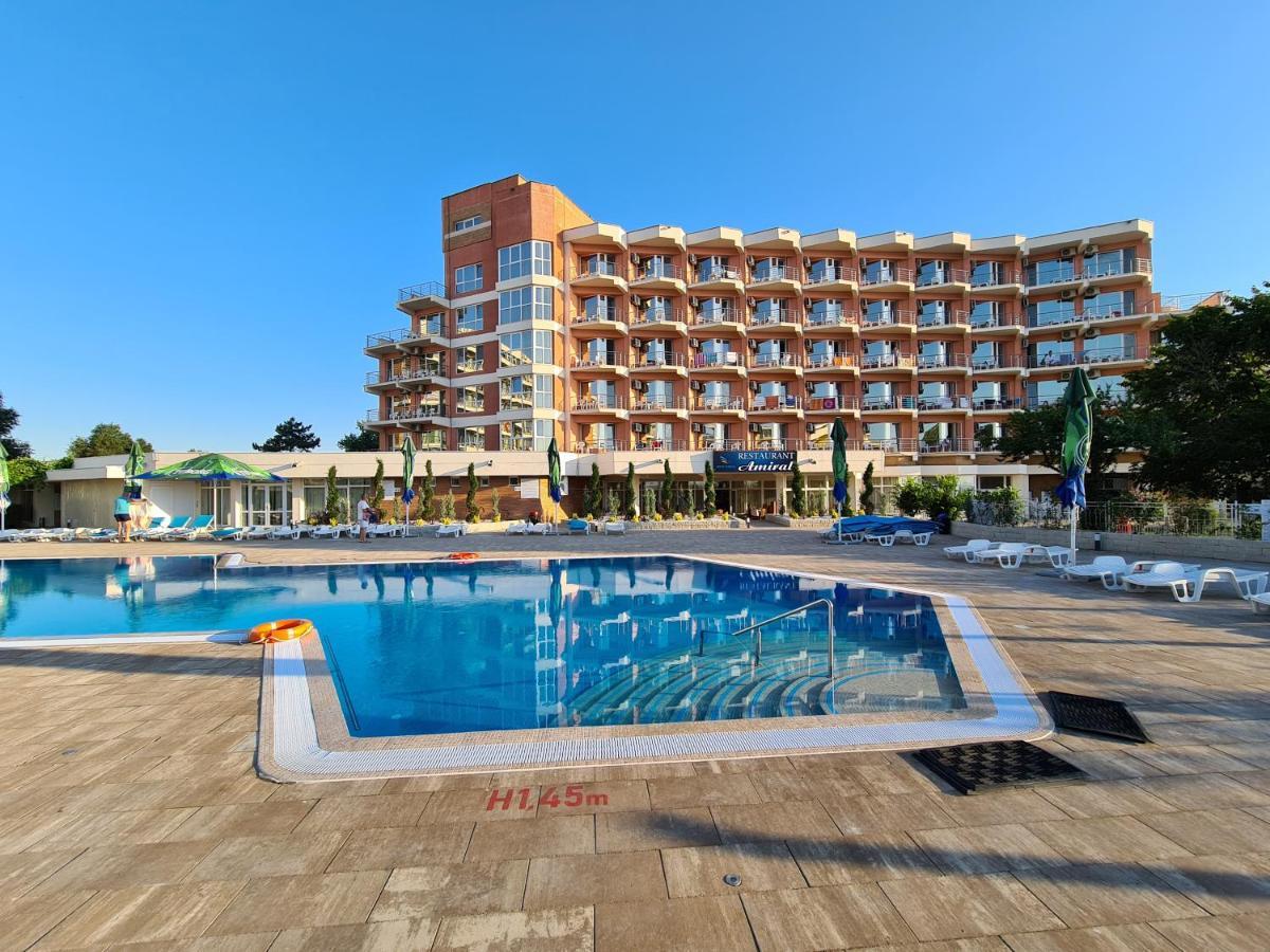 Hotel Amiral Mamaia Bagian luar foto