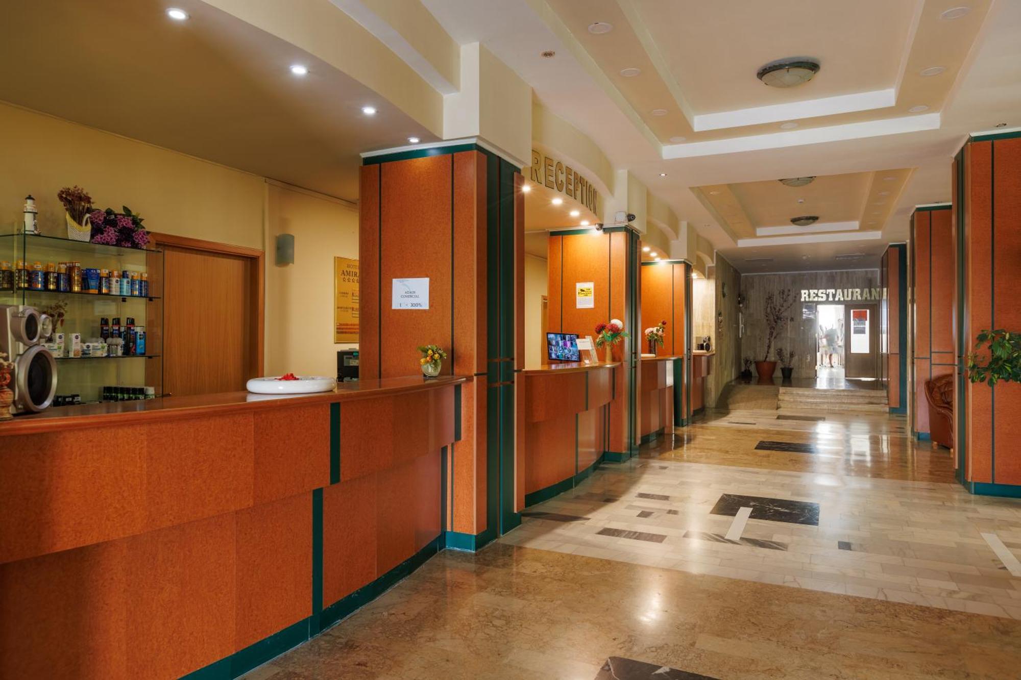 Hotel Amiral Mamaia Bagian luar foto