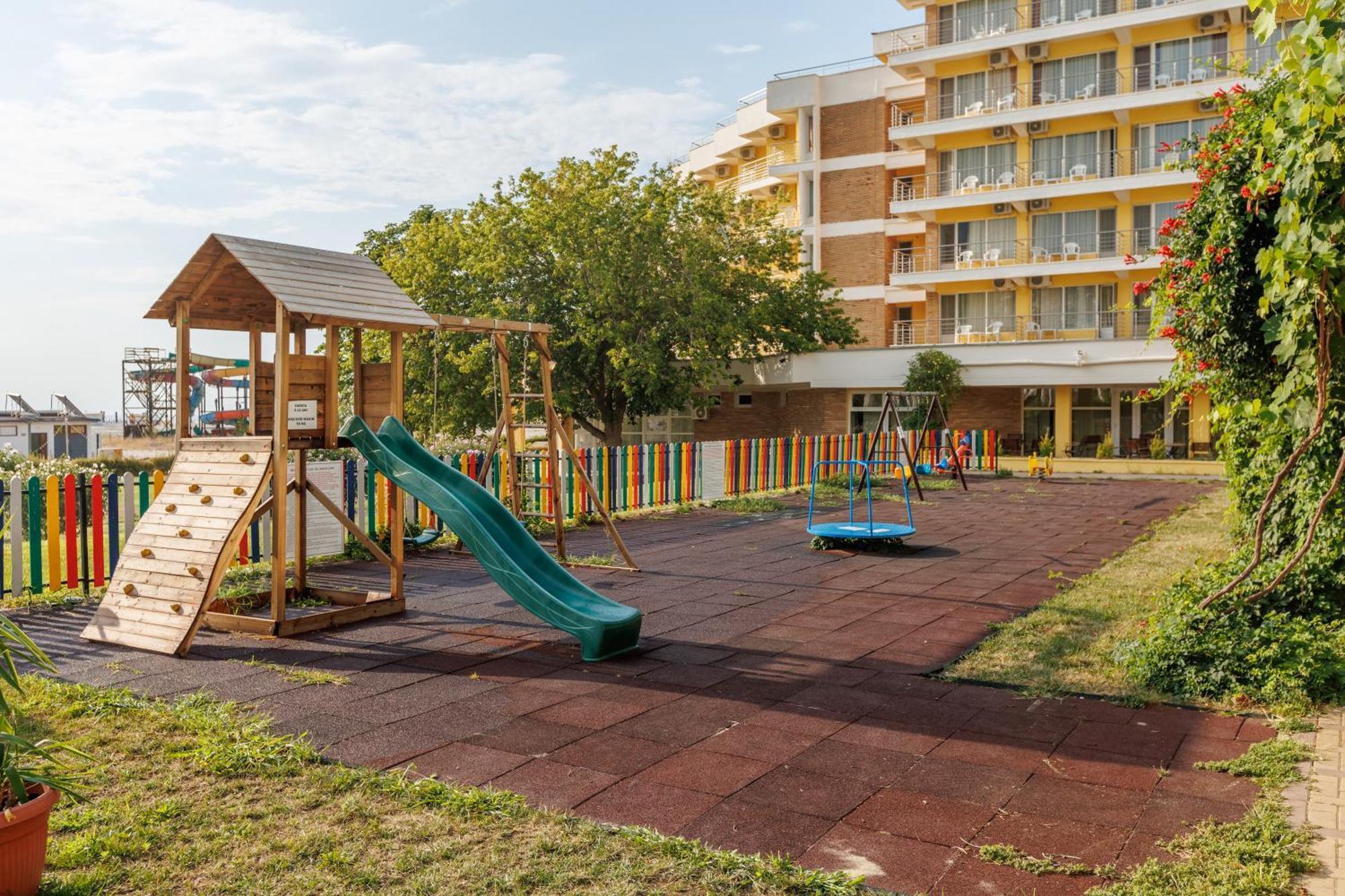 Hotel Amiral Mamaia Bagian luar foto