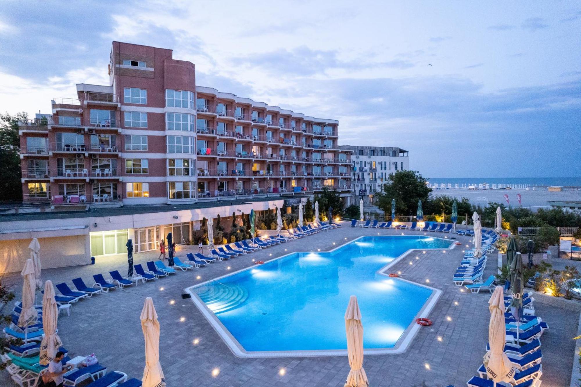 Hotel Amiral Mamaia Bagian luar foto